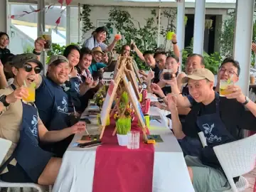 Paint and Sip private event photo 2