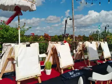 Tote Bag Paint and Sip private event photo 7