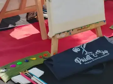 Tote Bag Paint and Sip private event photo 8