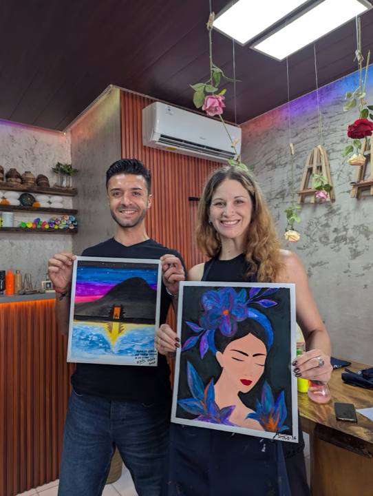 Paint and Sip Ubud creative guest moment 30